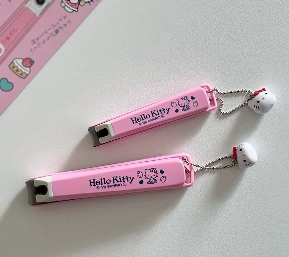 KAI贝印三丽鸥Hello Kitty指甲刀指甲钳日本制(带吊坠)